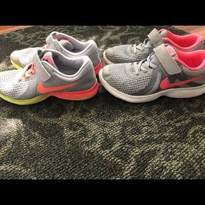Girls Nike Sneakers 2Y